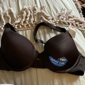 Black natural lift bra